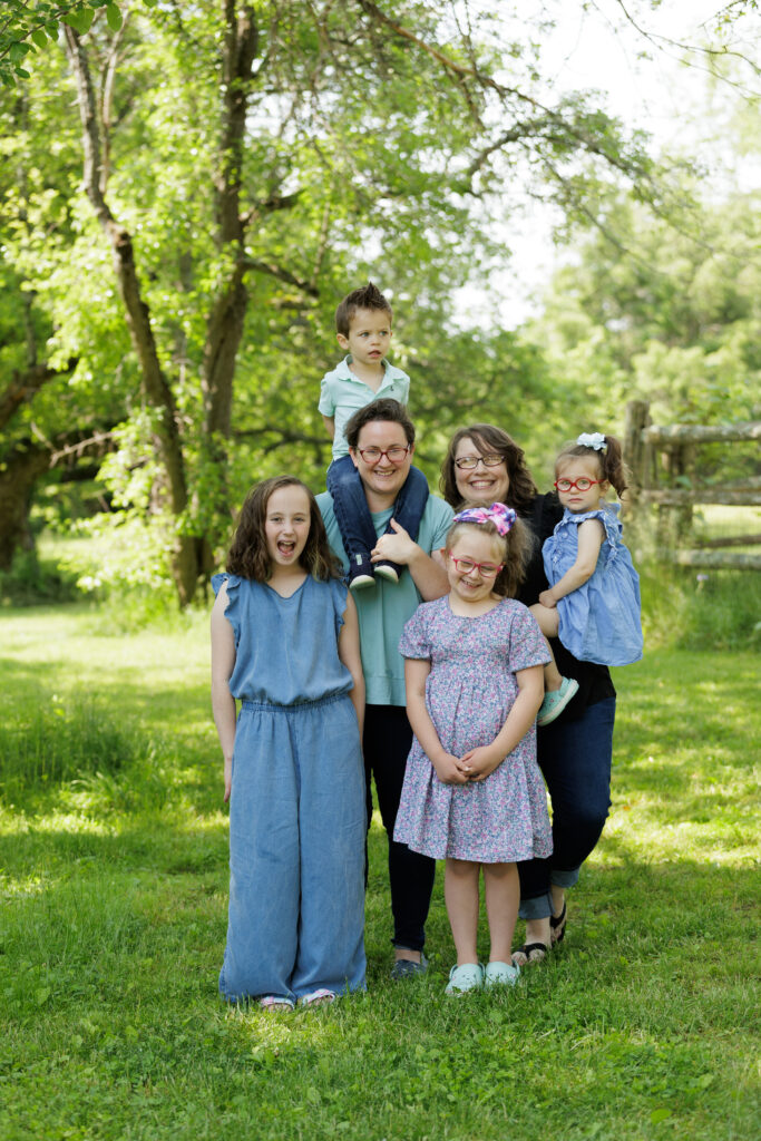 e7b5OrlcRR23-Family_061123_0114