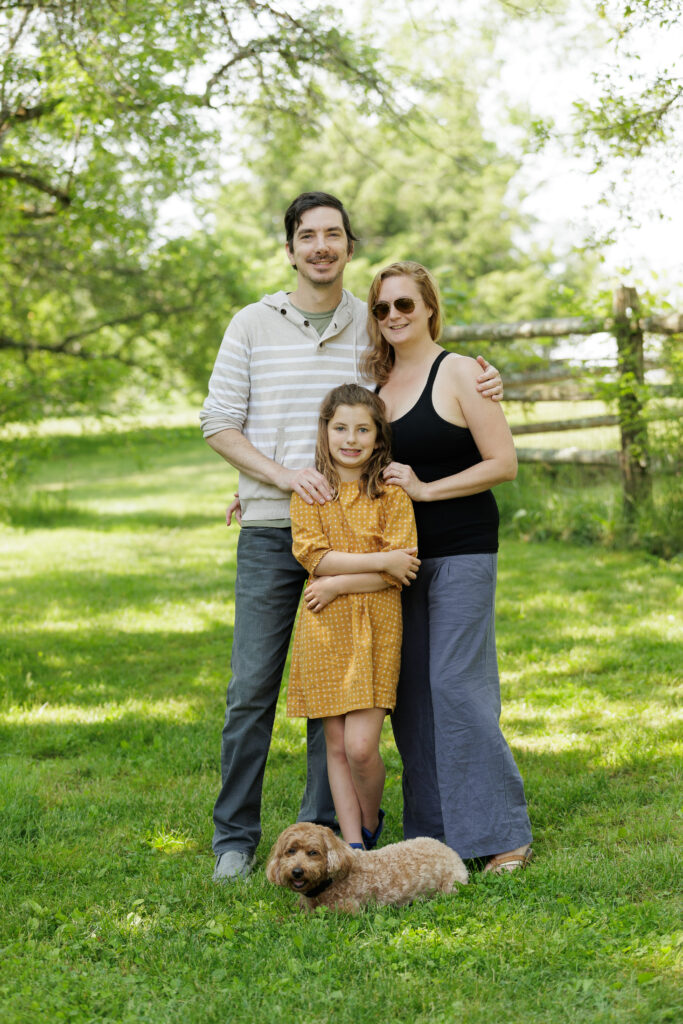 yb2QDQvuXPRU-Family_061123_0147